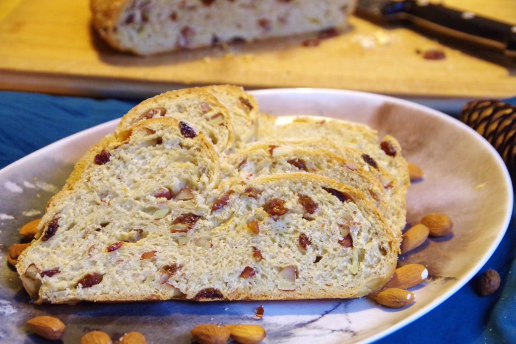 veganer und zuckerfreier Christstollen